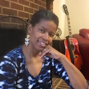 Meet your Posher, Yvette